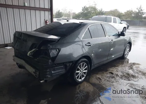 2010 Toyota Camry Hybrid z USA, uszkodzony, nr VIN 4T1BB3EK0AU118098